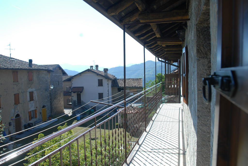 Bed & Breakfast Castello Regina Brembilla Szoba fotó